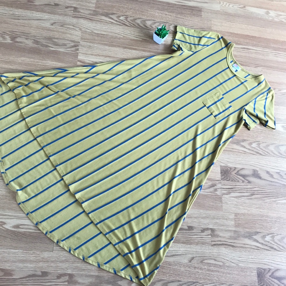 Lularoe Carly Sz med